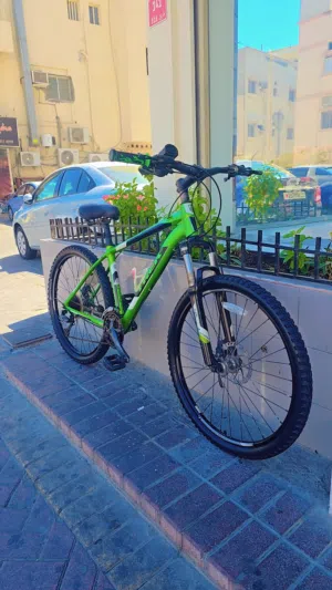 ORIGINAL TREK CYCLE FOR SALE WHEELS SIZE 26 JUST BUY AND USE READY FOR USE .()123