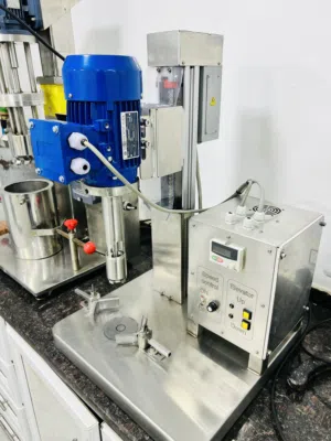 خلاطات ستانلس ستيل بكل قياساتها و أنواعها الخاصة في الصناعات الدوائية و الغذائية و الزراعية