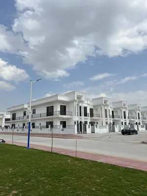 200 m2 5 Bedrooms Villa for Sale in Erbil Ankawa