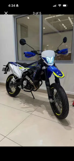 chrkou 125cc farnci ba3dou jedid mechi 900 7lo ketr yali bihmou amrou ye7kni
