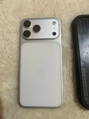 Apple iPhone 17 Pro Max 512 GB in Al Riyadh