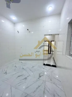 شقة حديثة للايجار منطقة حي المهندسين بمساحة 100 متر