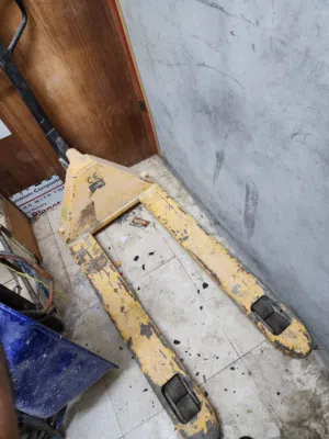 Jack Pallet trolley 2500kg (2.5 tonne)