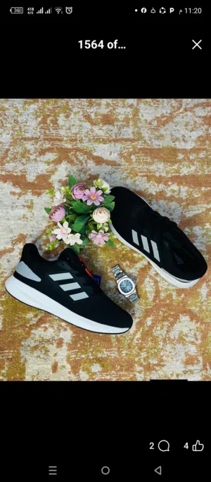 حذاء رياضي مريح بتصميم عصري  خفيف، أنيق، ويناسب كل الستايلات  سواء للرياضة أو للخروج اليومي السعر 95