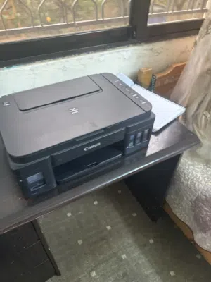 طابعة كانون استخدام طالب ،أخت الجديدة حبرها الأصلي معها .