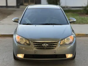 Used Hyundai Avante in Tripoli