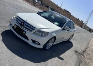 مرسيدس بنز الفئة-C 200 موديل 2008 مواصفات مميزة للبيع