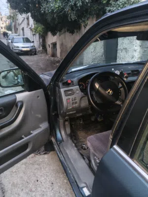 هوندا سي ار في ميكانيك جيد