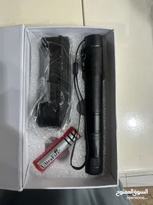 ليزر لون اخضر يصل مسافة بعيدة