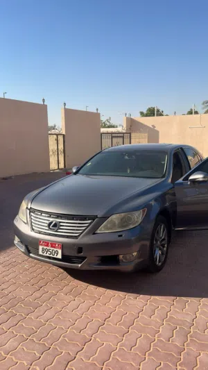 لكزس LS460 2012 وارد أمريكي تفاصيل تحت