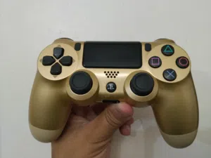 ps4 controller copy (قير كوبي مب أصلي)