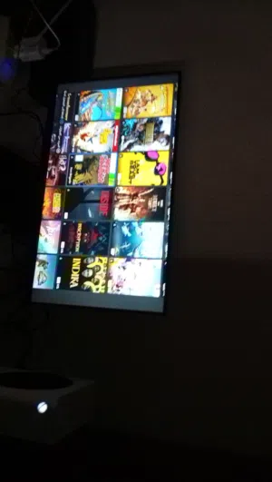 جهاز اخو الجديد نظيف للبيع وشاشه نظيفه