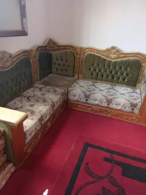 صالون حرف L