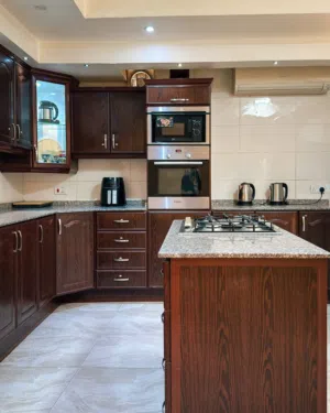 1000 m2 More than 6 bedrooms Townhouse for Sale in Muscat Al Khoud