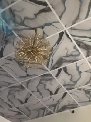 ثريا مودرن جداً نازكة