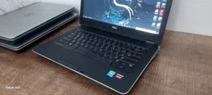 لابتوب ديل بكرت شاشه amd 2 قيقا