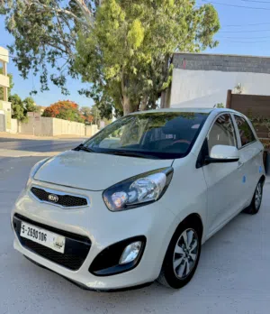 Used Kia Picanto in Tripoli