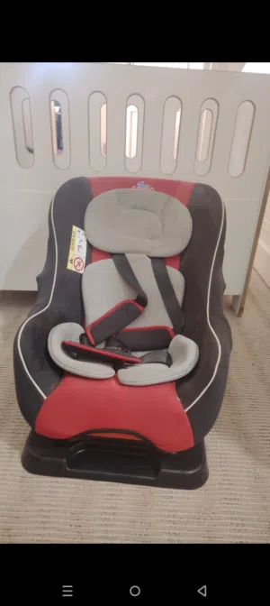 كرسي اطفال لسياره