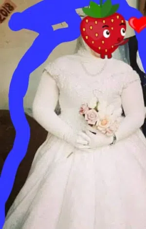 فستان فرح للبيع
