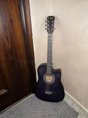 جيتار FOM بسعر مغري