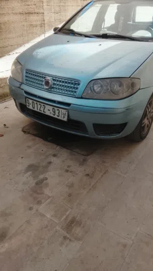 فيات بونتو 2008