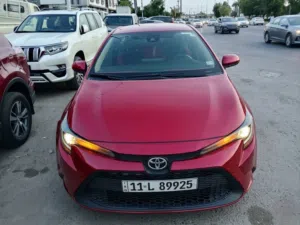 كورولا 2021 LE لون أحمر — اقتصادية وجاهزة للاستخدام