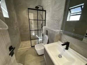 شقه طابق ارضي بخصوصيه عاليه ومنطقه راقيه