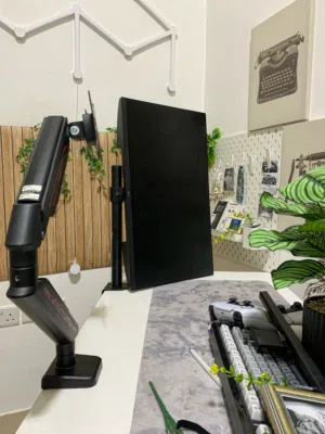 ستاند شاشه ( تحكم بكل الزاويا )