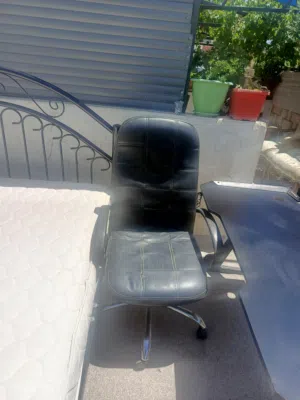 اثاث مستعمل شبه جديد