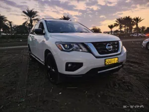 Used Nissan Pathfinder in Muscat