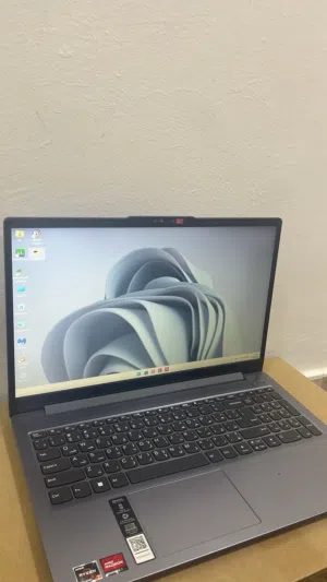 Lenovo IdeaPad Slim 3 15ABR8