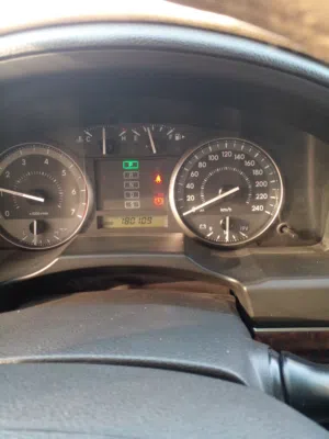 للبيع لاندكروزر مديل 2009