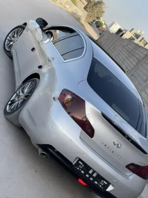انفنيتيG35s محرك مبرزن للبيع