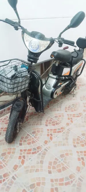 خديجه: Battery removable ده اسمه [02/03,