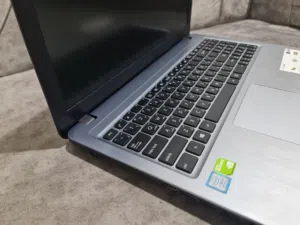 ASUS VivoBook 15 X540U