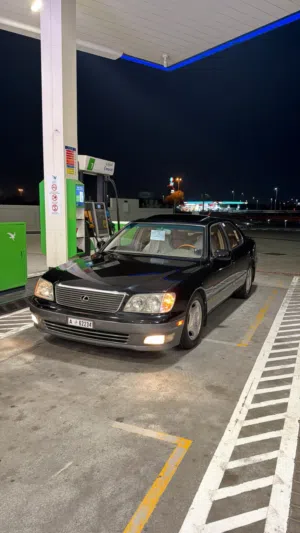 لكزس ls400 للبدل