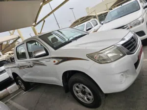 Used Toyota Hilux in Sharjah