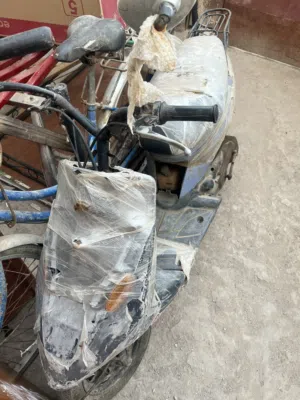 دراجه ياماها بي جي 9 زروف للبيع نضافه 50‎%‎