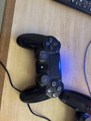 PS4 controller original ( read description)