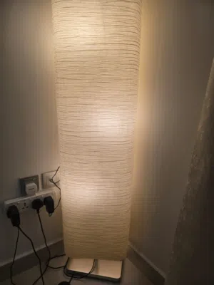 IKEA Magnarp Floor Lamp - مصباح أرضي من ايكيا ماجنارب جديد بالكرتونه مع لمبات ايكيا