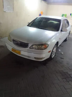 نيسان مكسيما 2002 صالون سيدان بحالة جيدة مع مواصفات يابانية