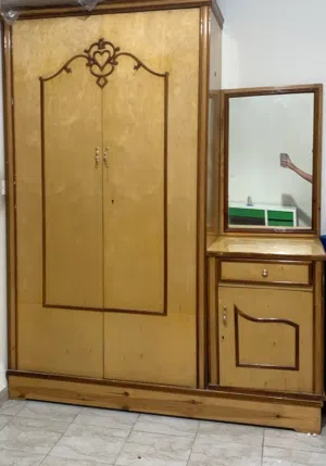 دولاب بمراية