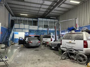 300 m2 . Landlord0