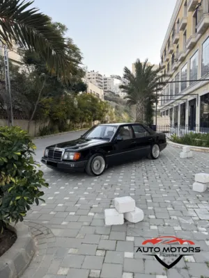 ‏مرسيدس بنز ‏.‏ الفئة-E ‏.‏ 1991 ‏.‏ مستعمل‏0