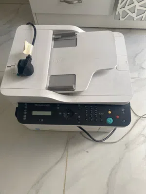 طابعة ليزر Xerox 3025 متعددة الوظائف (شبه جديدة - كرت لقطة).