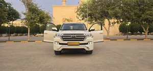 Used Toyota Land Cruiser in Al Batinah