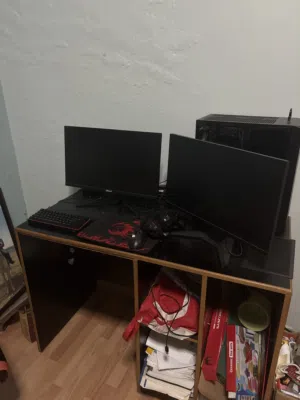 تجميعة بي سي للبيع