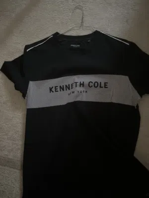 Black Kenneth Cole shirt