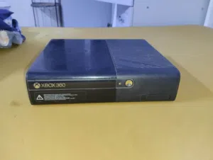 مستعمل للبيع Xbox 360 super slim
