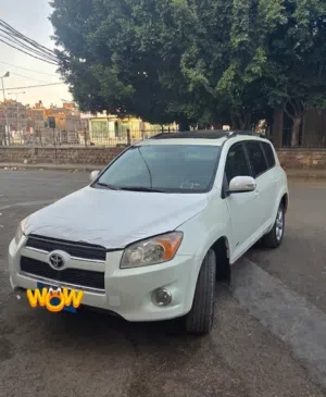 Used Toyota RAV 4 in Sana'a